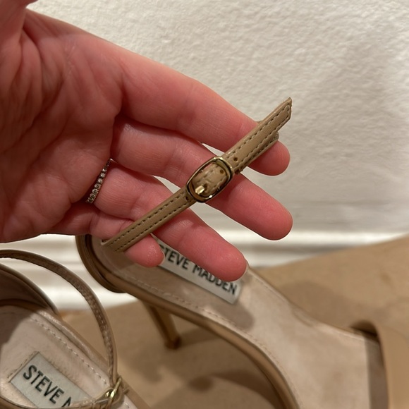 Steve Madden Nude Heels - Picture 11 of 12